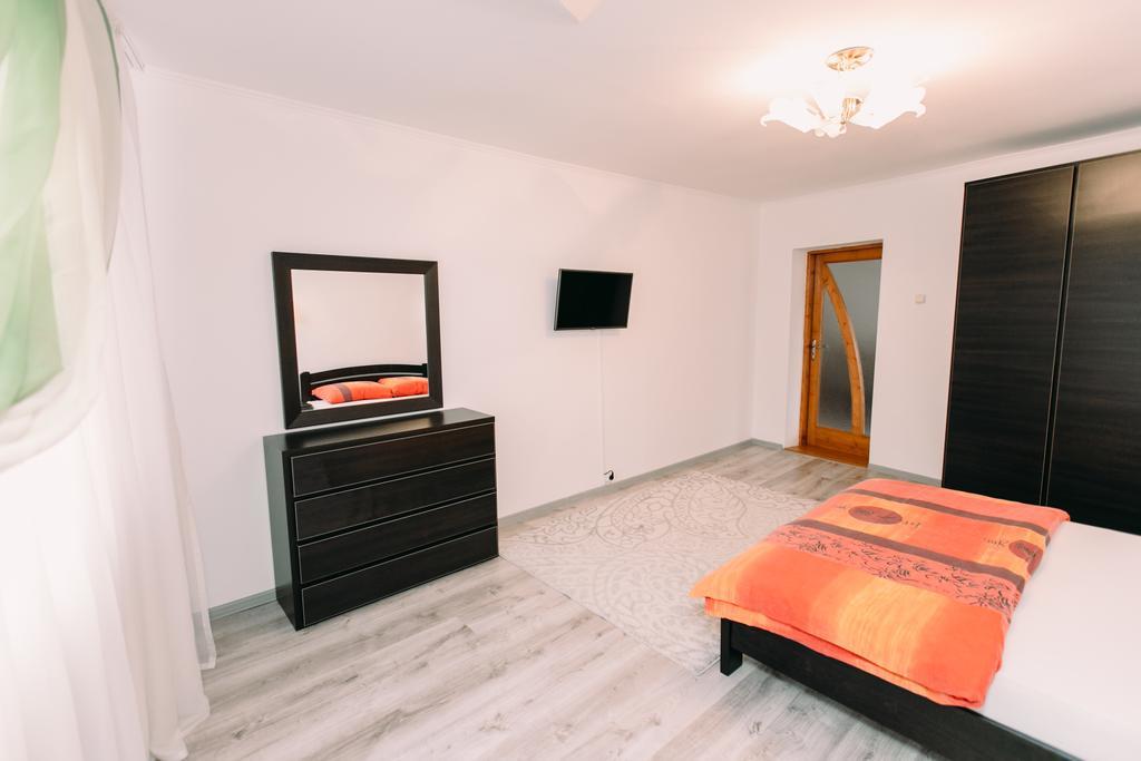 Apartments In Uzhgorod Номер фото
